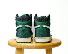 Load image into Gallery viewer, EMERALD GREEN'Z